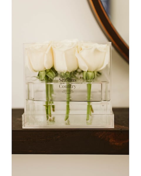 WHITE ROSE BOX